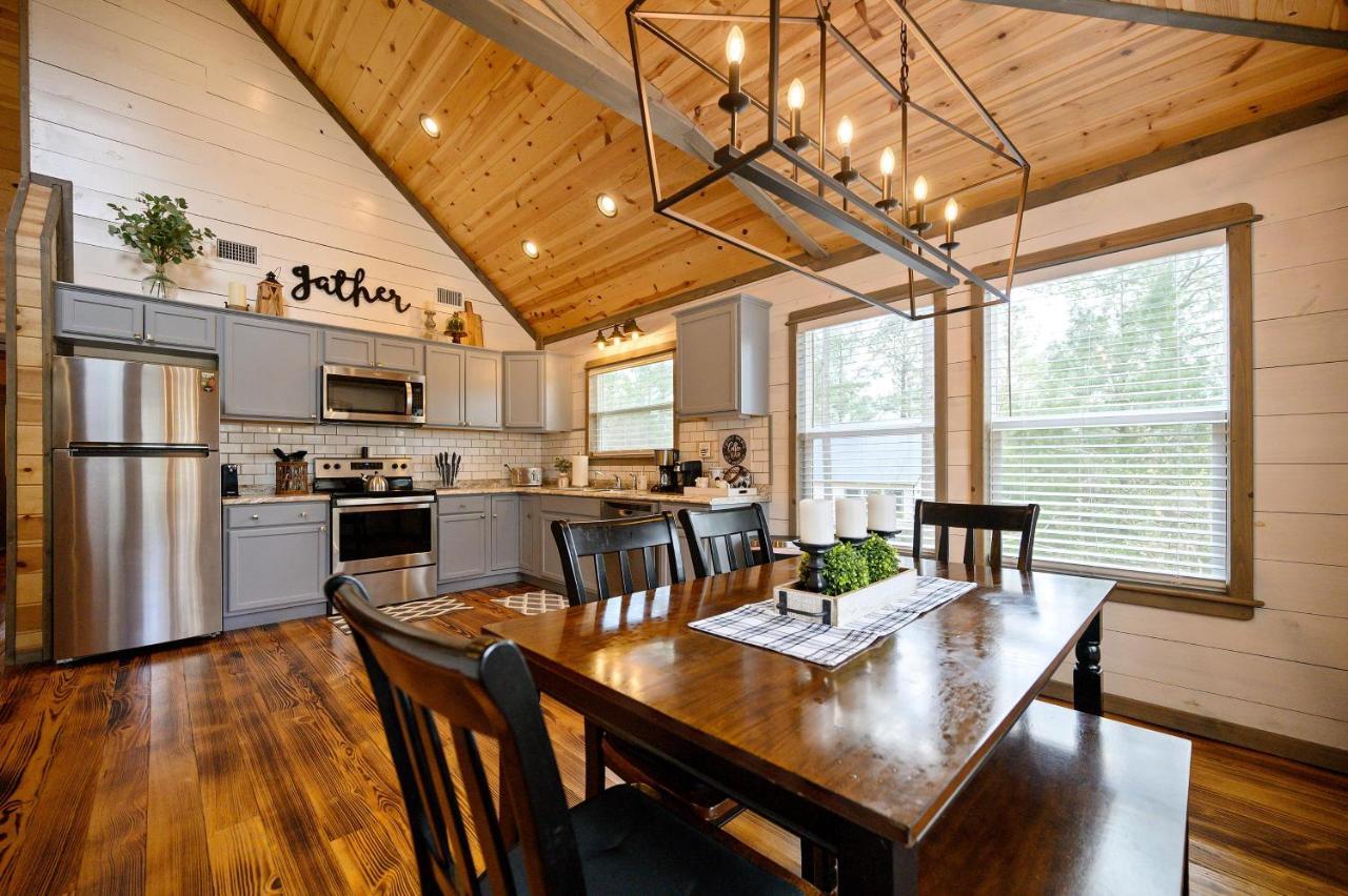 Convenient Romantic Hot Tub Bbq 3-Night Special! Broken Bow Extérieur photo