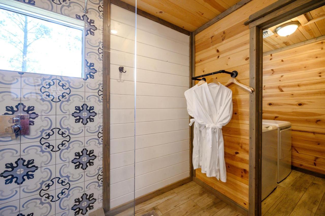 Convenient Romantic Hot Tub Bbq 3-Night Special! Broken Bow Extérieur photo